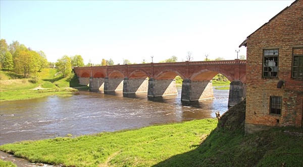 075-Кирпичныи мост